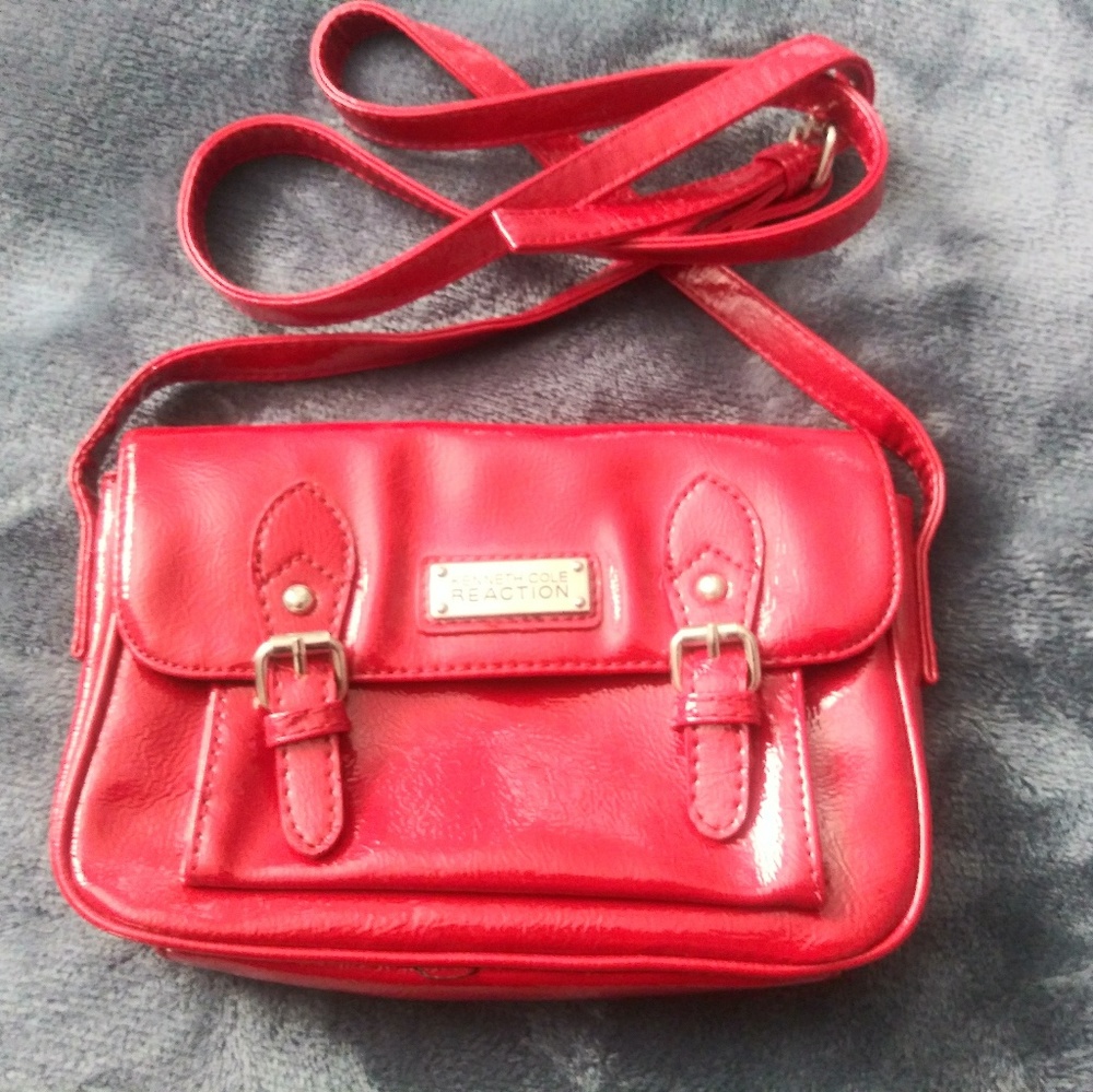 Kenneth Cole (Reaction) small crossbody